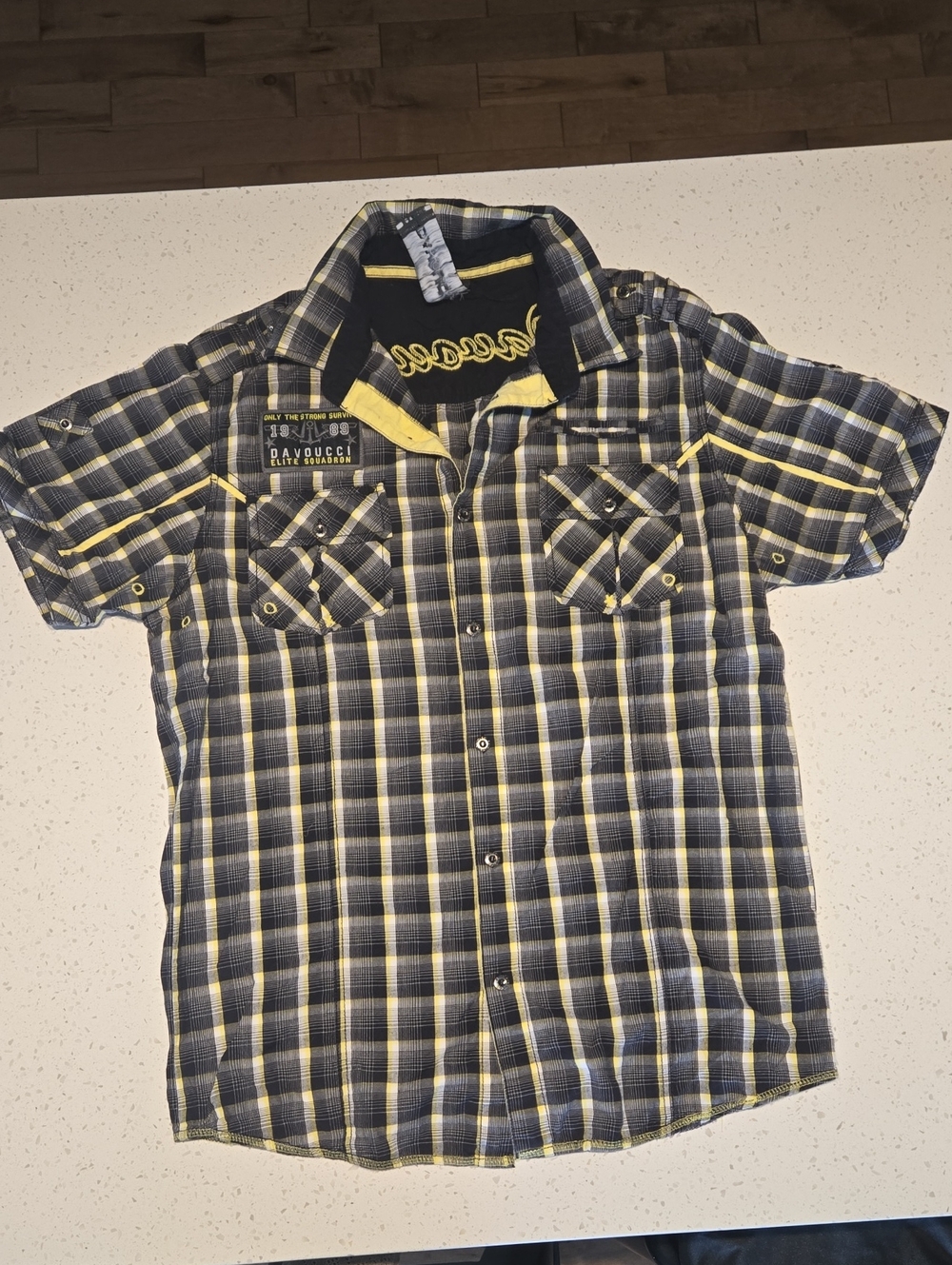 DAVOUCCI Rare Piece Men’s Yellow & Black Plaid Short-Sleeve Shirt